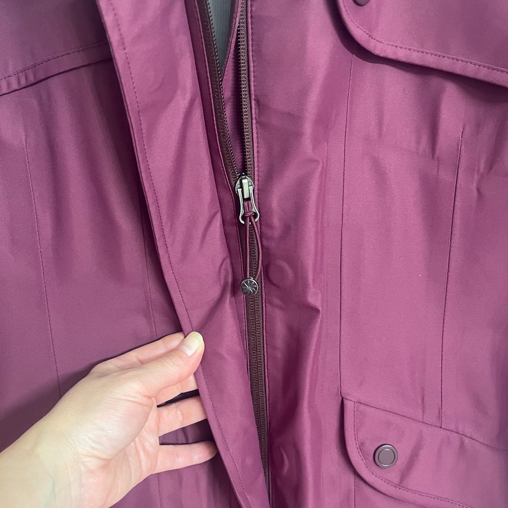 NWOT Athleta Women’s Maroon Raincoat size small - Picture 8 of 15
